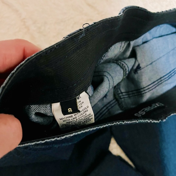 Express Shape Effect Pull On Flare Jeans on Dark Wash Size 8 - Picture 7 of 7